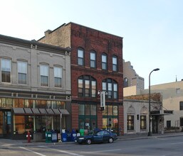 226 E Hennepin Ave in Minneapolis, MN - Building Photo - Building Photo