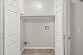 275 Wynn Way in Columbia, SC - Building Photo - Building Photo