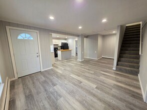 1353 W Grand Ave in Wisconsin Rapids, WI - Building Photo - Building Photo