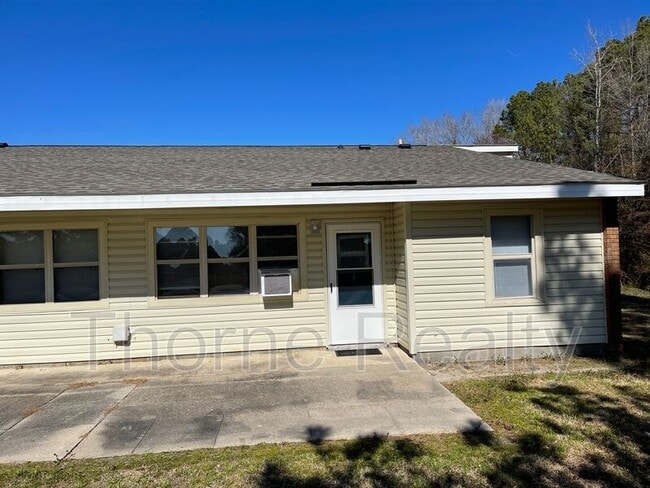 property at 400 E Northern Blvd
