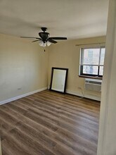 607 W Wrightwood Ave, Unit 614 in Chicago, IL - Building Photo - Building Photo