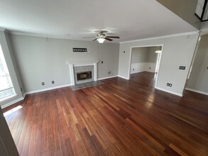 5605 Kristy Ln in Ooltewah, TN - Foto de edificio - Building Photo