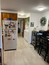 2415 Carlson Rd in Vancouver, WA - Foto de edificio - Building Photo