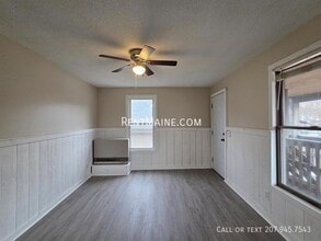 132 Spring St in Auburn, ME - Building Photo - Building Photo