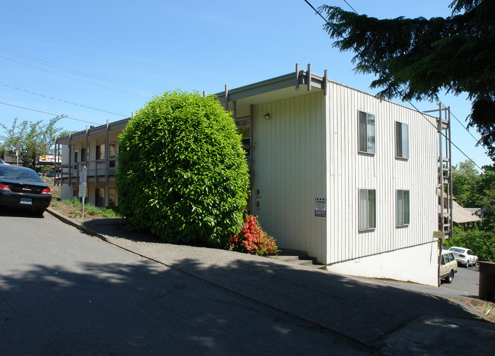 Gibbs Street Apartments in Portland, OR - Building Photo