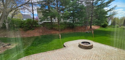 16858 Crystal Springs Dr in Chesterfield, MO - Building Photo - Building Photo