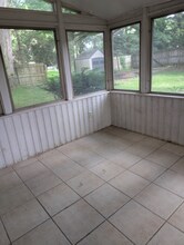 557 Murray Hill Dr in Youngstown, OH - Building Photo - Building Photo