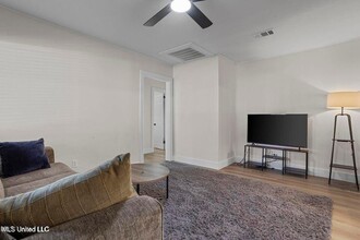 222 Benachi Ave in Biloxi, MS - Building Photo - Building Photo