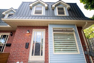 561 Princess Ave in London, ON - Building Photo - Building Photo