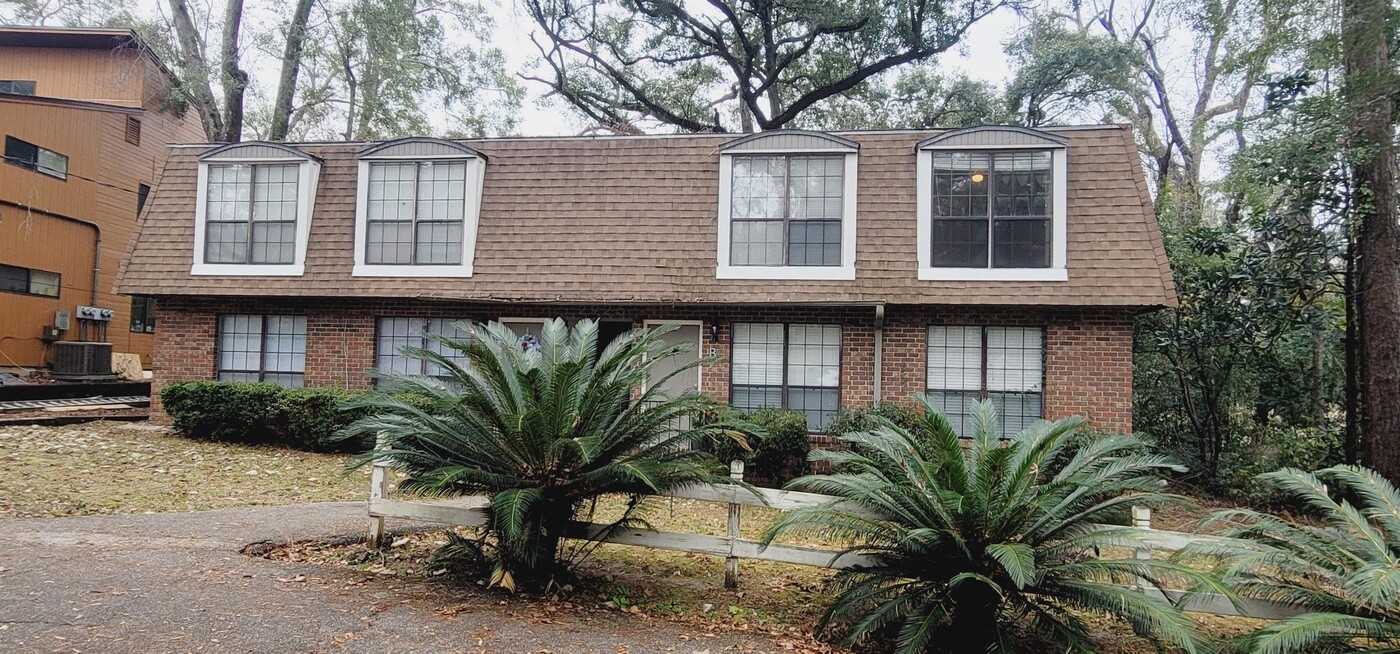 2925 Par Ln in Tallahassee, FL - Building Photo