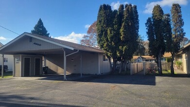 6910 S Madison St in Tacoma, WA - Foto de edificio - Building Photo