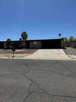 3301 W Calle Toronja in Tucson, AZ - Building Photo