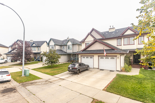 101 Galloway Wynd in Fort Saskatchewan, AB - Building Photo - Primary Photo