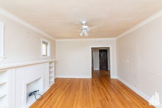 4101 N Sacramento Ave in Chicago, IL - Building Photo - Building Photo