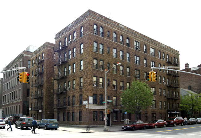 624 W 176th St in New York, NY - Building Photo - Building Photo