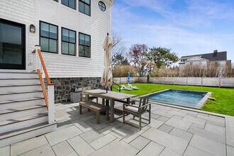 3 Nassau Rd in Westport, CT - Building Photo - Building Photo