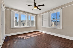 1141 Pine Ave. in Long Beach, CA - Building Photo