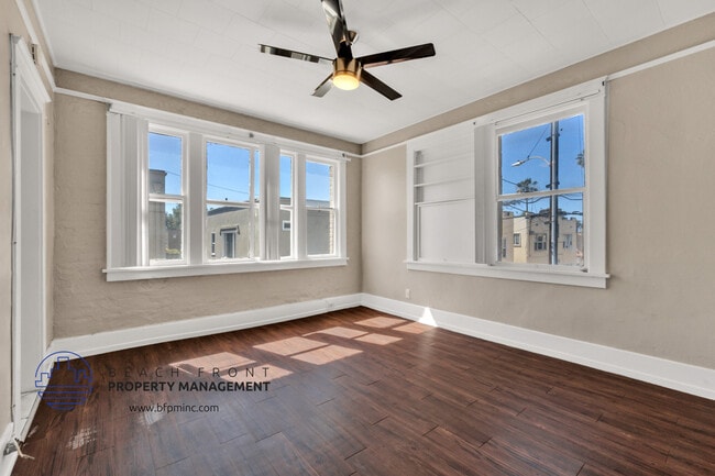 1141 Pine Ave.