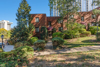 Georgetown Vista in Arlington, VA - Foto de edificio - Building Photo