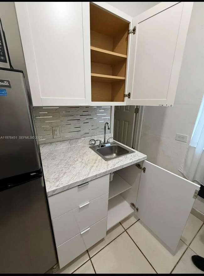 3127 SW 21st St in Miami, FL - Building Photo - Building Photo