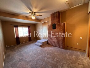 6030 19th Ave in Sacramento, CA - Building Photo - Building Photo