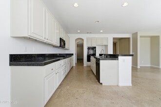 3024 Tournament Dr in Palmdale, CA - Building Photo - Building Photo