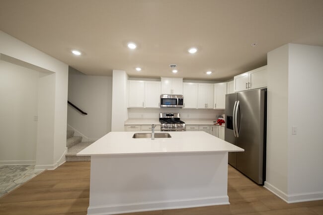 21715 Denton Ave in Farmington, MN - Building Photo - Building Photo