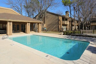 Pheasant Run in Tulsa, OK - Foto de edificio - Building Photo