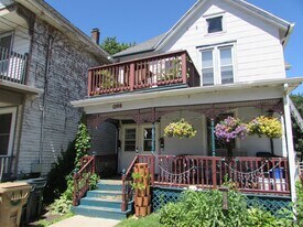 1208 Jenifer St in Madison, WI - Building Photo