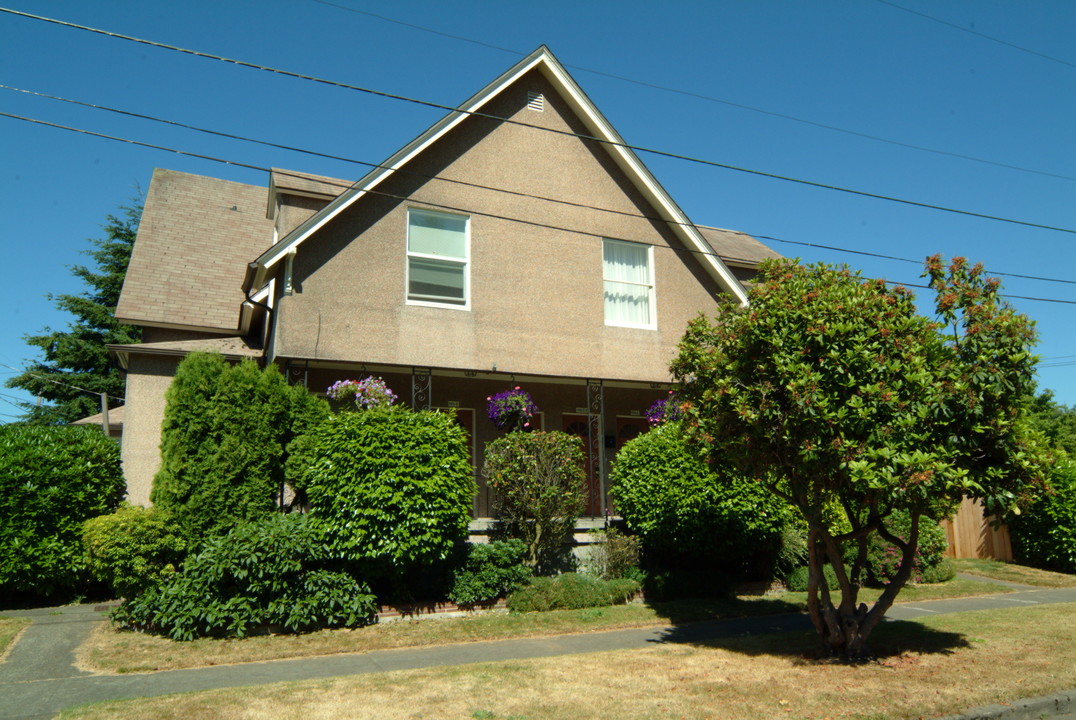 1106 Pine St in Tacoma, WA - Building Photo