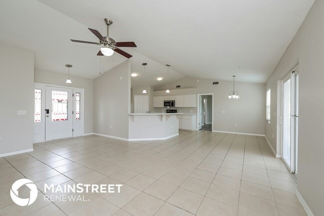 102 Ashley Loop in Davenport, FL - Building Photo - Building Photo