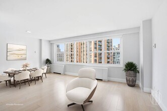 155 W 68th St in New York, NY - Building Photo - Building Photo