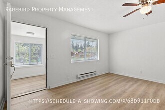 12021 NE Holladay St-Unit -12021 in Portland, OR - Building Photo - Building Photo