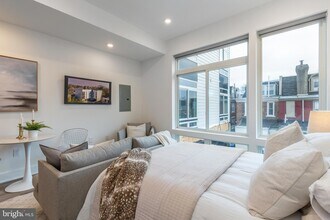 5545 Pulaski Ave, Unit 103 in Philadelphia, PA - Building Photo - Building Photo