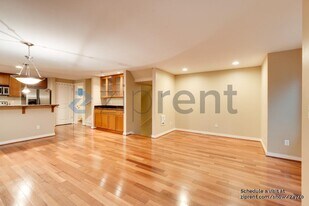 9506 Interlake Ave N in Seattle, WA - Building Photo