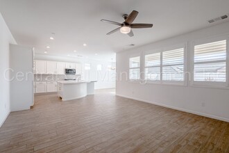 14409 Barbon Beck Ave in Bakersfield, CA - Building Photo - Building Photo