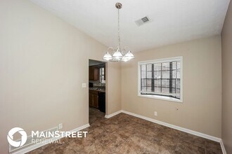 284 Independence Dr in Jonesboro, GA - Foto de edificio - Building Photo