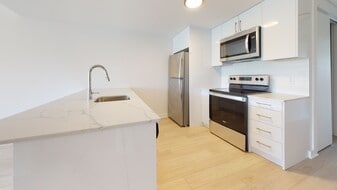 5120 Earnscliffe in Montréal, QC - Building Photo
