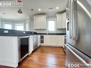 4 Langley Rd, Unit 2 in Boston, MA - Building Photo - Building Photo