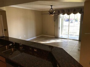 5001 Baraldi Cir in Sarasota, FL - Building Photo - Building Photo