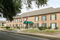 Villa Bella Apartments in Houston, TX - Building Photo - Building Photo