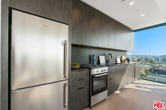 3688 Overland Ave in Los Angeles, CA - Building Photo - Building Photo