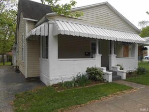 831 W 6th St in Bloomington, IN - Building Photo - Building Photo
