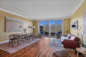 493 Warburton Ave in Hastings On Hudson, NY - Building Photo - Building Photo