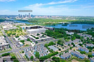 1412 Waterloo Shore Ln in Austin, TX - Building Photo - Building Photo