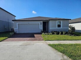 5309 Maddie Dr in Haines City, FL - Building Photo
