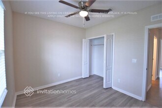 7806 Sloewood Dr in Leesburg, FL - Foto de edificio - Building Photo