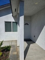 310 Ohio Dr in Bakersfield, CA - Building Photo