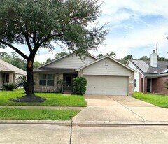 16211 Cole Bridge Ln in Cypress, TX - Building Photo