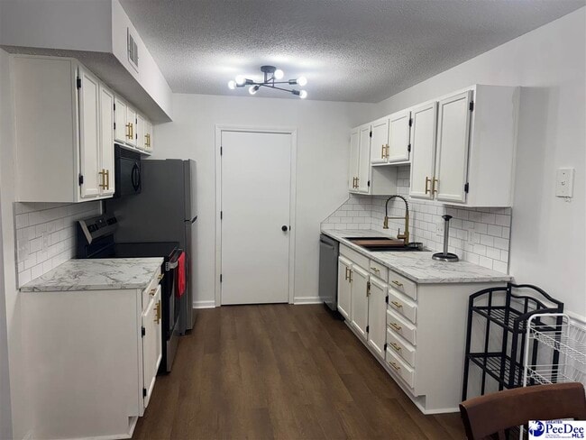 1219 Brittany Dr in Florence, SC - Building Photo - Building Photo